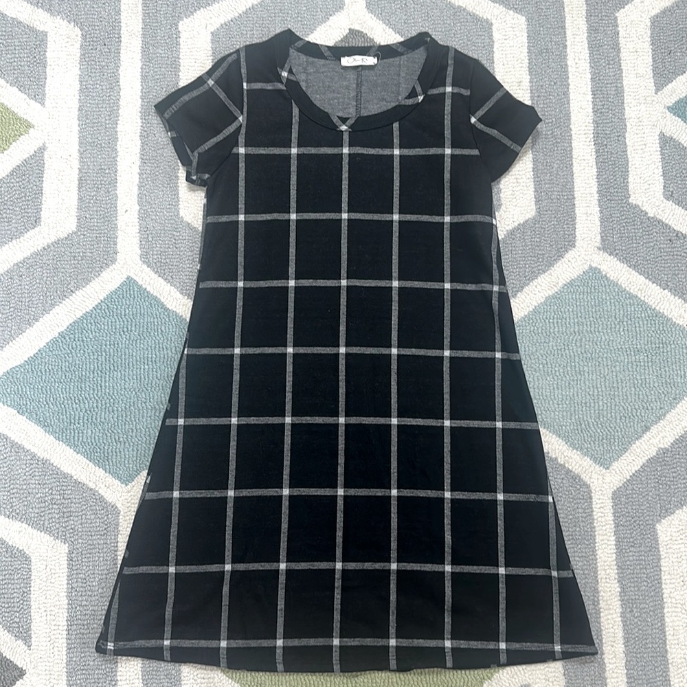 Olivia Rae Short Sleeve Plaid Dress, Size M